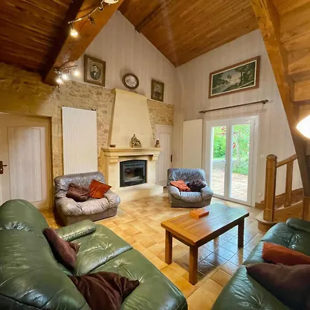 펜션 Maison D'epoque Avec Grand Jardin A 5 Minutes Du Centre Historique 사흘라 라 카네다
